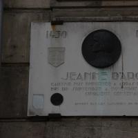 Arras, Plakette Jean d'Arc.
