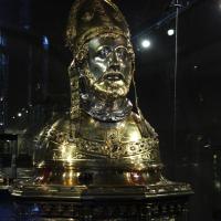 Maastricht, Sint-Servaas-Basilika, Notschrein.